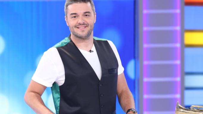 ΤΡΟΧΟΣ ΤΗΣ ΤΥΧΗΣ: Αυτή είναι η νέα συνεργάτιδα του Πέτρου Πολυχρονίδη!