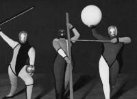 OSKAR SCHLEMMER: Τι είναι το τριαδικό μπαλέτο το οποίο εμπνεύστηκε