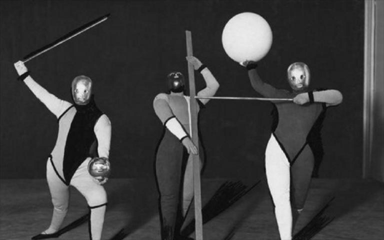 OSKAR SCHLEMMER: Τι είναι το τριαδικό μπαλέτο το οποίο εμπνεύστηκε