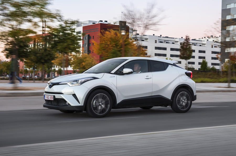 Toyota: Σχεδιάζει να ανακαλέσει ένα εκατομμύριο οχήματα