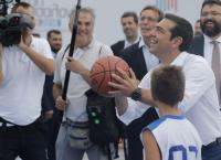 ΔΕΘ 2018: Φανέλες του ΠΑΟΚ για Τσίπρα – Πάιατ (pics)