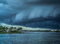 Τυφώνας Φλόρενς: Τέσσερις νεκροί στη Β. Καρολίνα – 600.000 σπίτια χωρίς ρεύμα