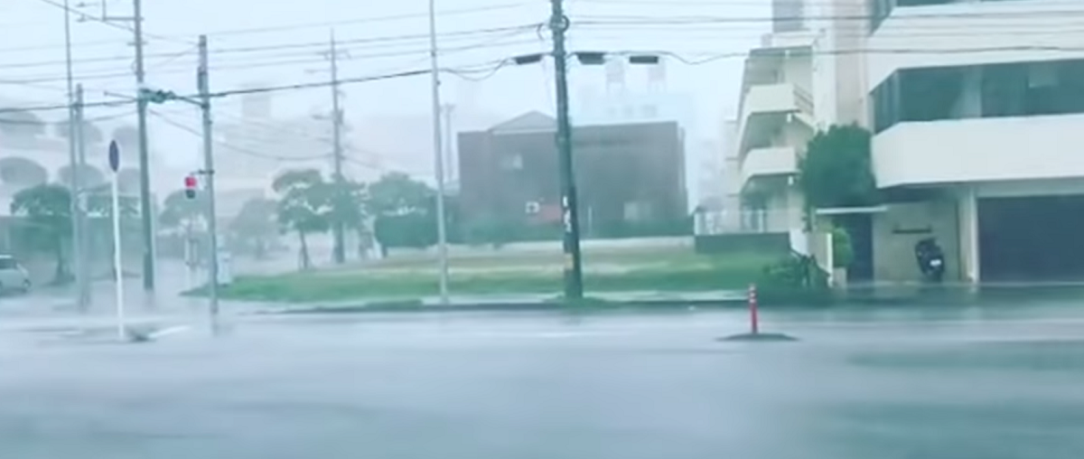 Ιαπωνία: Ο τυφώνας Τράμι σαρώνει τη χώρα – Τουλάχιστον 80 οι τραυματίες