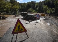 ΖΟΡΜΠΑΣ ΚΥΚΛΩΝΑΣ: Εικόνες καταστροφής σε Εύβοια και Φθιώτιδα