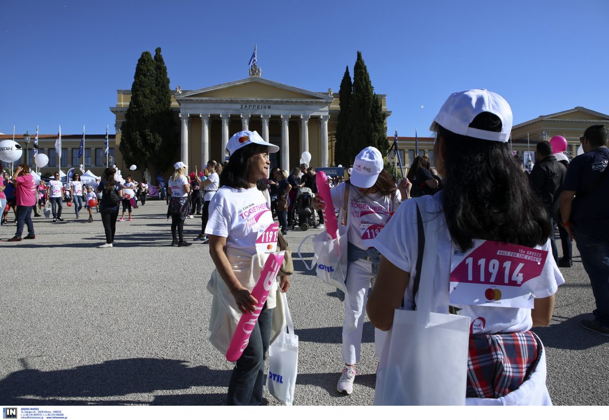 Race for the cure: Αγώνας ενάντια στον καρκίνο του μαστού (pics)