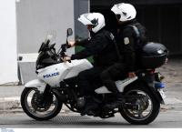 Εξάρχεια: Χειροπέδες σε 17χρονο που λήστευε πεζούς