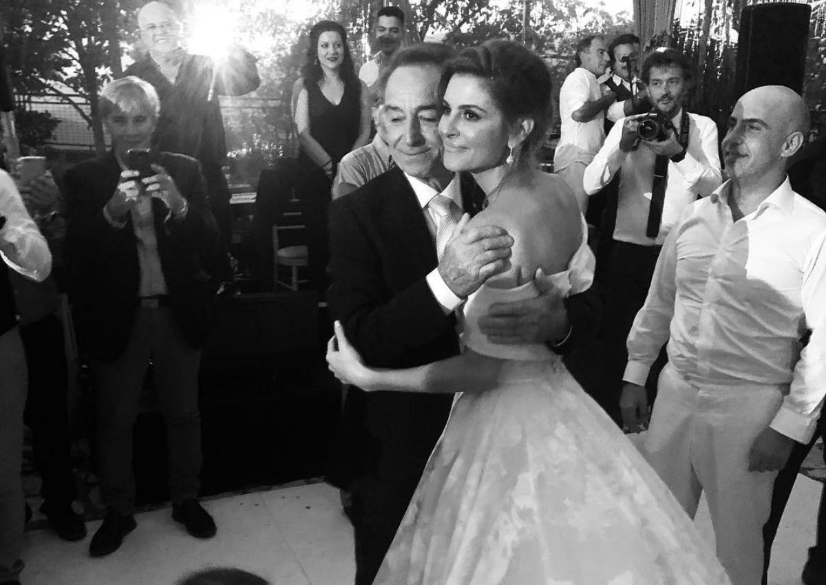 Μαρία Μενούνος: Ραγίζει καρδιές -Τι αποκαλύπτει για την περιπέτεια της υγείας του πατέρα της