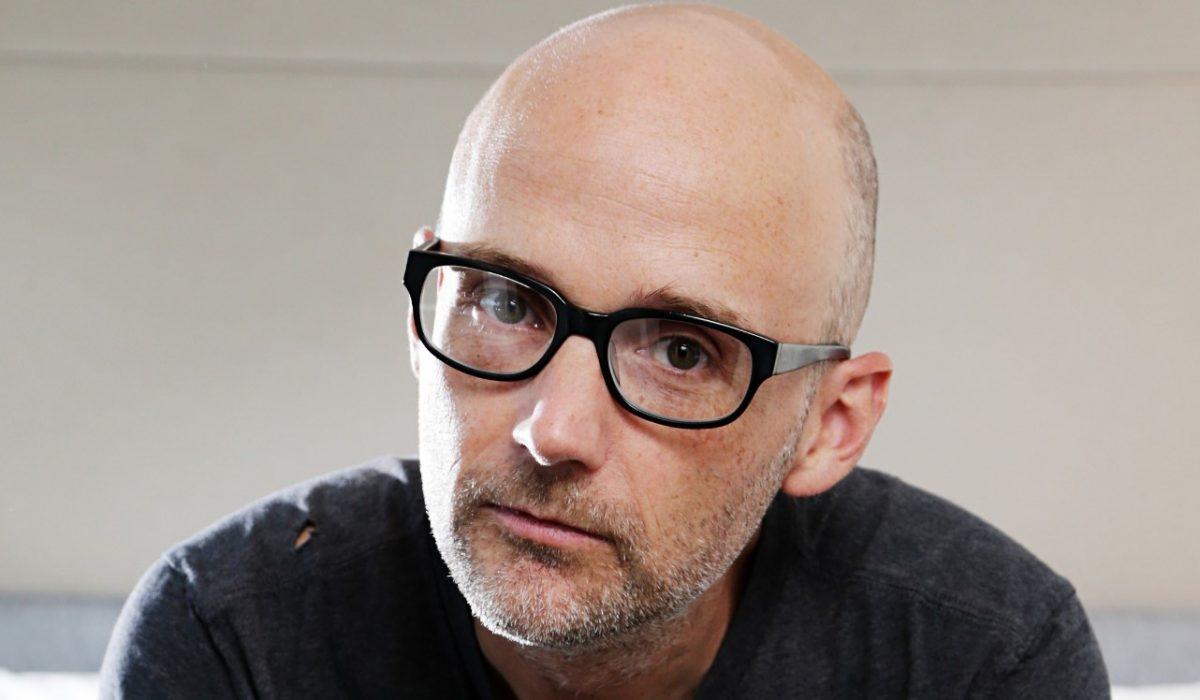Moby: Κυκλοφορεί νέα αυτοβιογραφία με τίτλο “Then it Fell Apart”