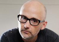 Moby: Κυκλοφορεί νέα αυτοβιογραφία με τίτλο “Then it Fell Apart”