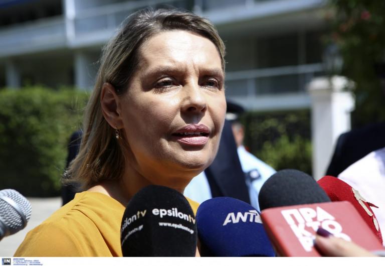Παπακώστα: Κάποιοι αρνούνται να συμπεριφερθούν υπεύθυνα