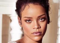 Rihanna: Αρνήθηκε να τραγουδήσει στο Super Bowl