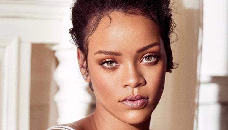 Rihanna: Αρνήθηκε να τραγουδήσει στο Super Bowl
