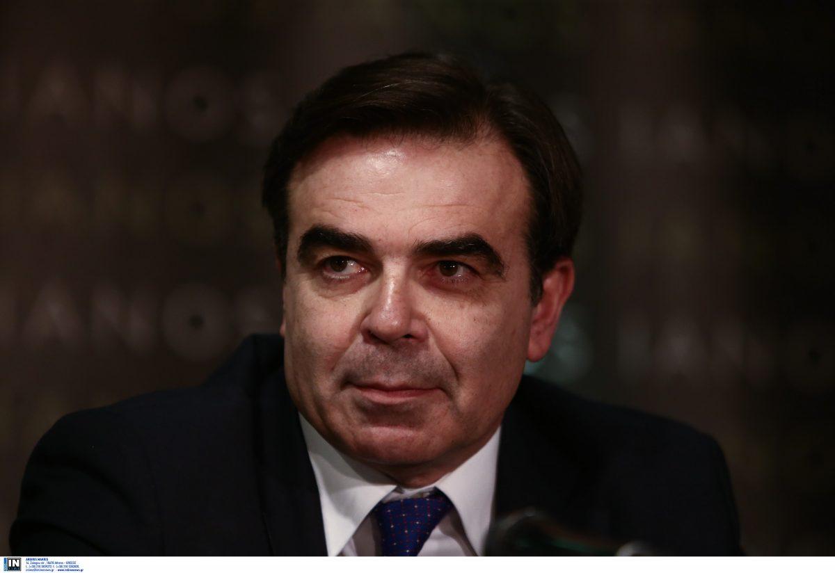 Μαργαρίτης Σχοινάς: Φανατικός Αρειανός ο εκπρόσωπος τύπου της Ευρωπαϊκής Ένωσης