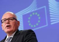 Φρανς Τίμερμανς: Ανακοίνωσε ότι θα είναι υποψήφιος για να διαδεχτεί τον Γιούνκερ