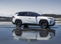 Toyota: Το νέο RAV 4 στη Διεθνή Έκθεση Αυτοκινήτου στο Παρίσι (pics)