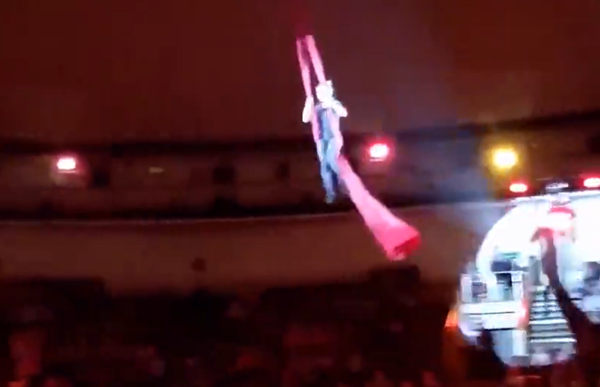 Ακροβάτης τσίρκο: Έπεσε στο έδαφος από ύψος πέντε μέτρων