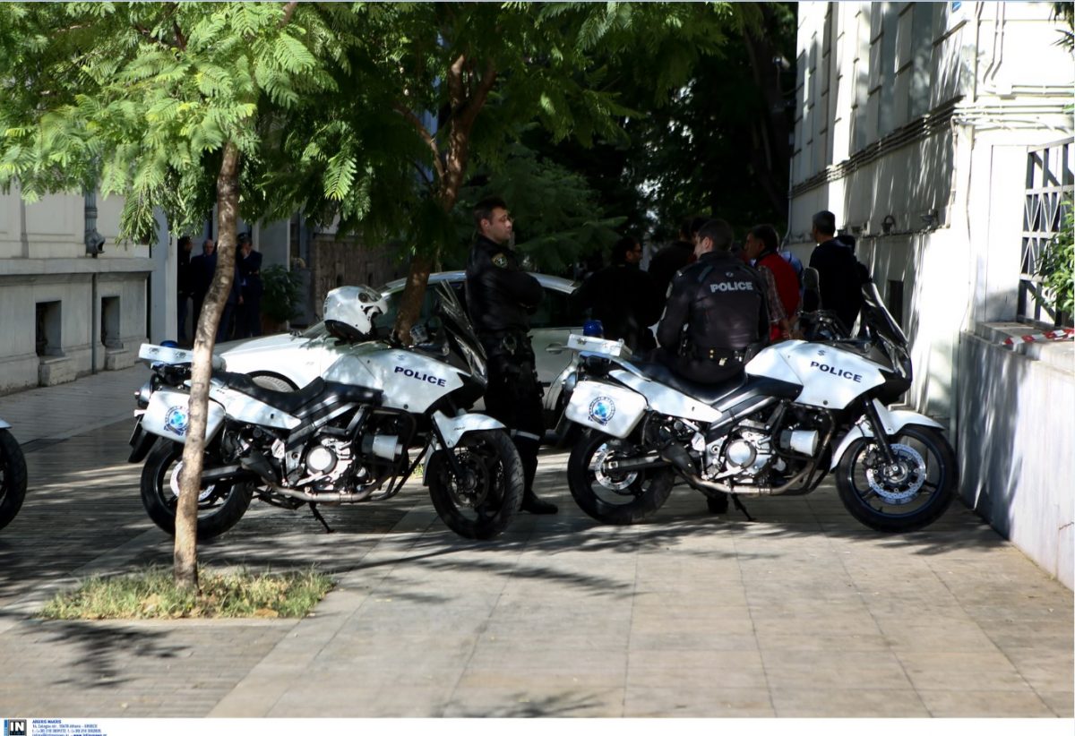 Υπουργείο Εξωτερικών: Λήξη συναγερμού μετά το “ύποπτο” δέμα (pics)