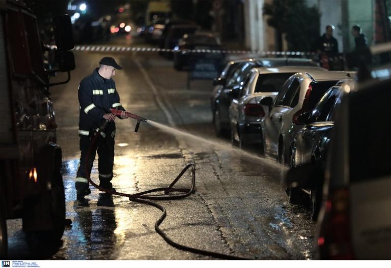 Αστυνομικό Τμήμα Ομόνοιας: Βίντεο από τη στιγμή της επίθεσης (pics&vid)