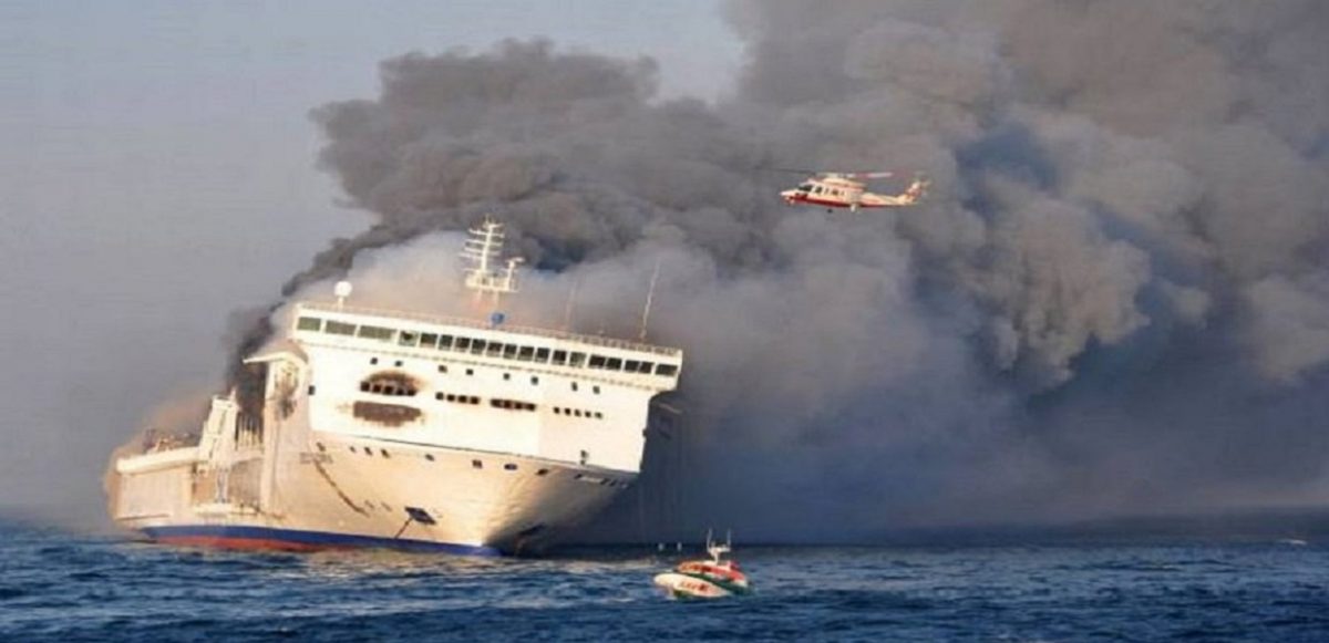 ΦΩΤΙΑ ΤΩΡΑ: Έκρηξη σε πλοίο με 335 επιβάτες στη Βαλτική Θάλασσα