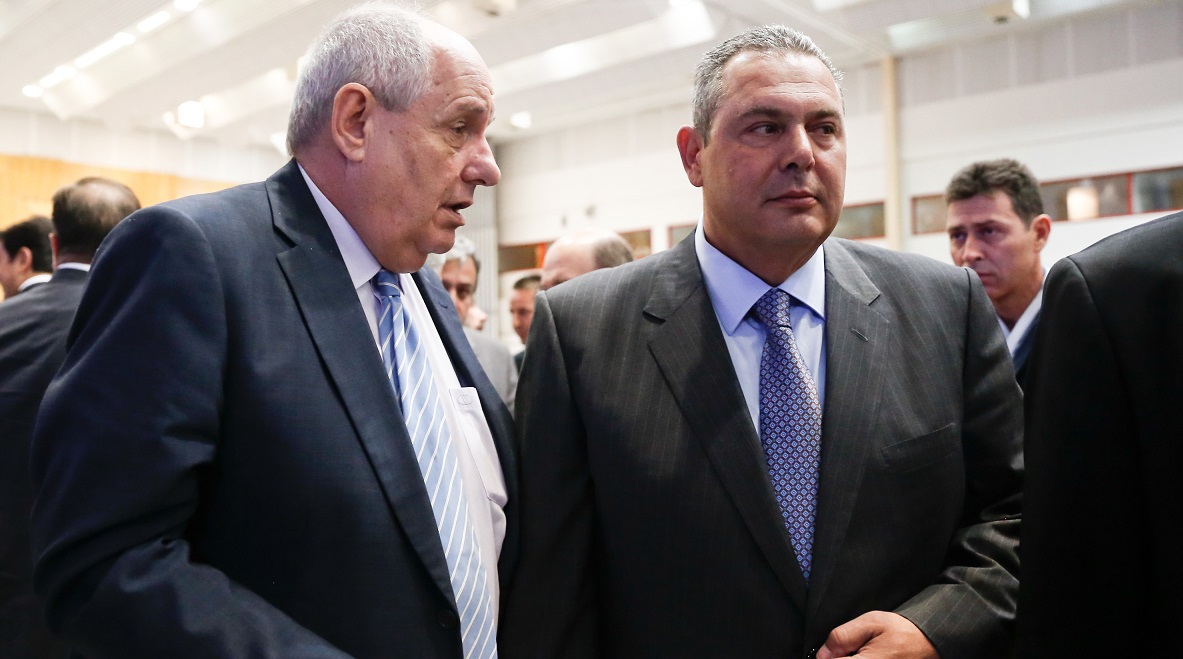 Κουίκ σε Καμμένο: “Βρίσκομαι στην Αίγυπτο υπηρετώντας την εξωτερική πολιτική που χαράσσει ο Τσίπρας”