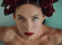 Αφροδίτη Λιάντου: H κόρη της Εβελίνας Παπούλια κυκλοφόρησε το πρώτο της βίντεο κλιπ (vid)