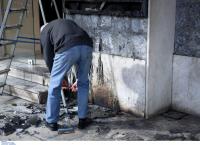 Επίθεση με μολότοφ σε αλβανικό τουριστικό γραφείο (pics)