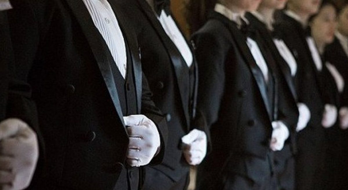 Δολοφονία στη Θεσσαλονίκη: Νεκρός μπάτλερ σε πισίνα βίλας