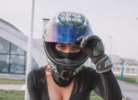 Olga Petrova: Νεκρή σε τροχαίο η διάσημη motoblogger (pics&vid)