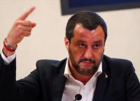 Σαλβίνι υπουργείο Οικογένειας: Μοιράζει χωράφια για να αυξήσει τις γεννήσεις