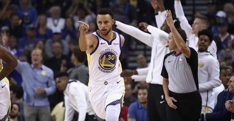 NBA: Το show του Κάρι στη νίκη των Γουόριορς στον αγώνα με τους Θάντερ (vids)