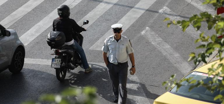 Θεοφάνεια: Διακοπές κυκλοφορίας και άλλες ρυθμίσεις σε Αθήνα και Πειραιά