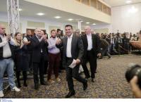 Σκοπιανό: Ο Ζάεφ μια ανάσα από τη συνταγματική αναθεώρηση – “Βρίσκει” τους 80 βουλευτές που χρειάζεται