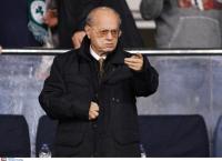 Παναθηναϊκός – Ολυμπιακός: Πανηγύρισε με τους παίκτες ο Θανάσης Γιαννακόπουλος (vid)
