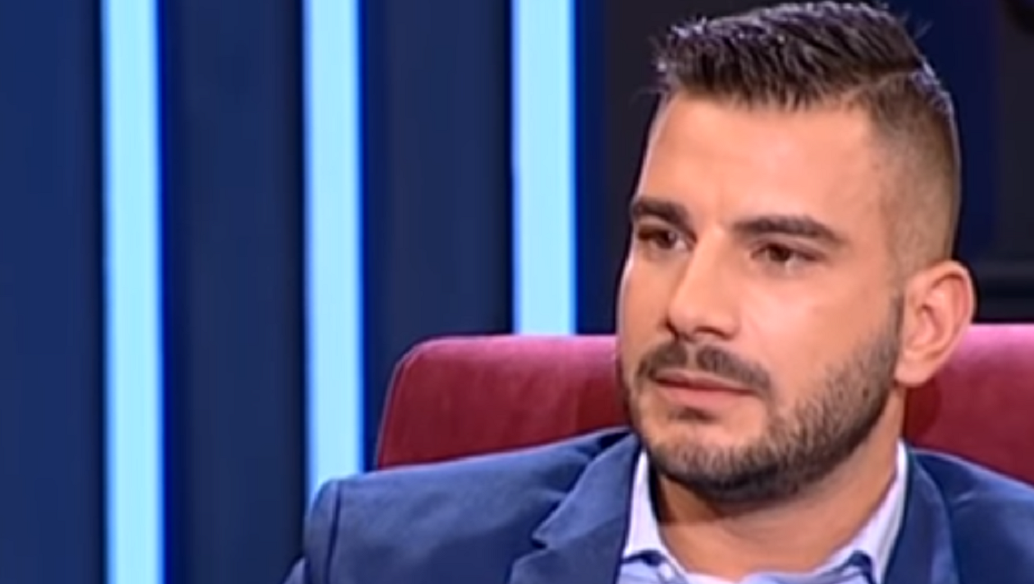 Μιχάλης Λώλης: “Αν είναι να αυτοκτονήσουν οι γονείς μου γιατί είμαι ομοφυλόφιλος, καλό παράδεισο”