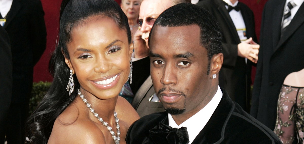 Kim Porter: Συντετριμμένος ο ράπερ Diddy στην κηδεία της πρώην συζύγου του (vid)