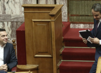 Συνταγματική αναθεώρηση: Σύγκρουση Τσίπρα – Μητσοτάκη στη Βουλή
