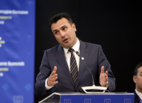 Ζάεφ για “μακεδονική γλώσσα”: Μίλησε ξανά για τη διδασκαλία της στην Ελλάδα (vid)