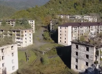 Ακαρμάρα: Μια πόλη “φάντασμα” –  Η ζωή στα ερείπια (vid)