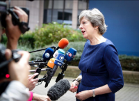 Brexit Μέι: Η καταψήφιση της συμφωνίας για το Brexit θα ήταν καταστροφή