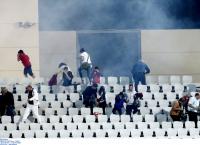 Παναχαϊκή – Ολυμπιακός: Επεισόδια και διακοπή στο ματς (pics&vid)