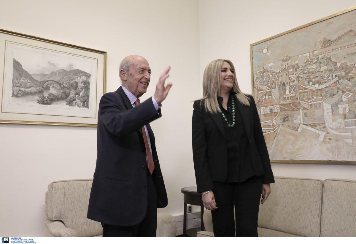 Συνάντηση Σημίτη – Γεννηματά στη Βουλή (pics)