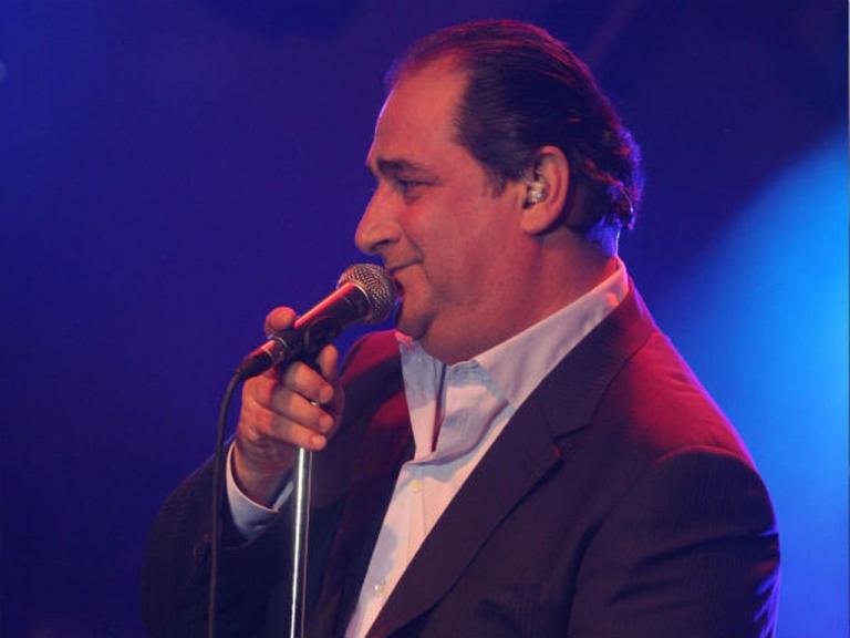 Βασίλης Καρράς