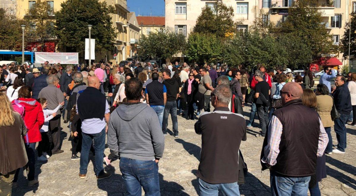 Πορεία διαμαρτυρίας Κέρκυρα: Κάτοικοι διαμαρτύρονται για τα σκουπίδια