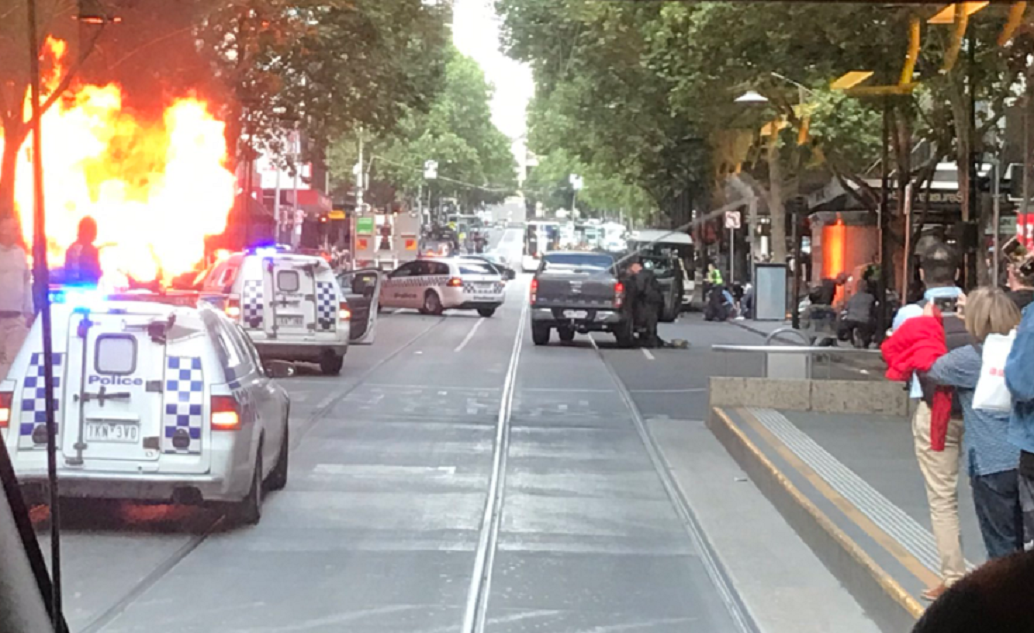 Επίθεση με μαχαίρι στη Μελβούρνη: Πληροφορίες για πολλούς τραυματίες