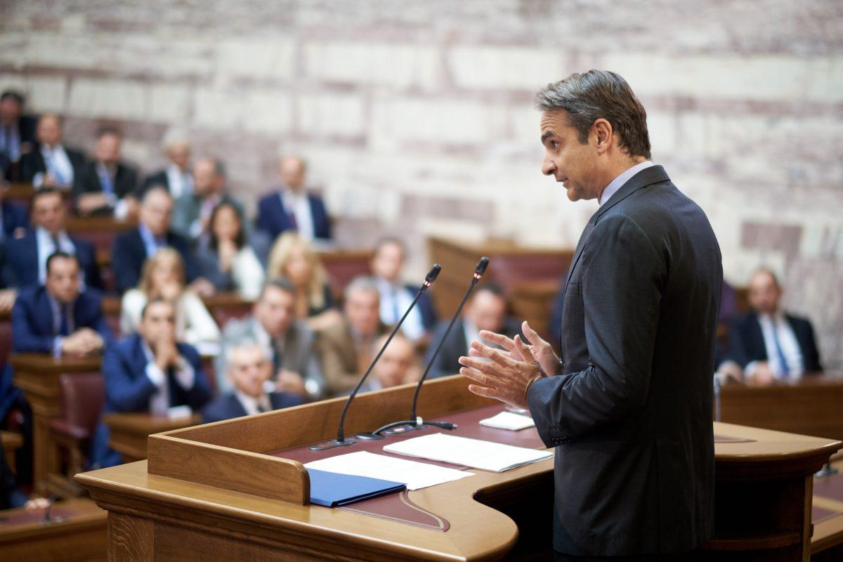 Νέα Δημοκρατία: Δεν καταθέτει πρόταση μομφής