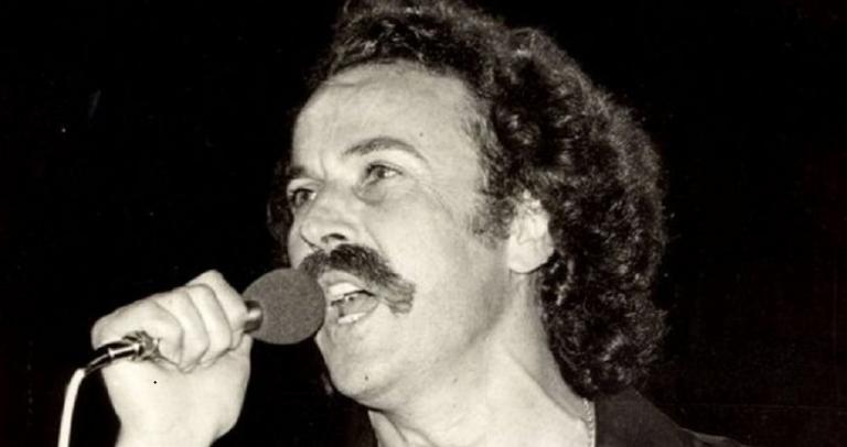 Ζαβαρακατρανέμια: Τι σημαίνει η λέξη του τραγουδιού του Νίκου Ξυλούρη;