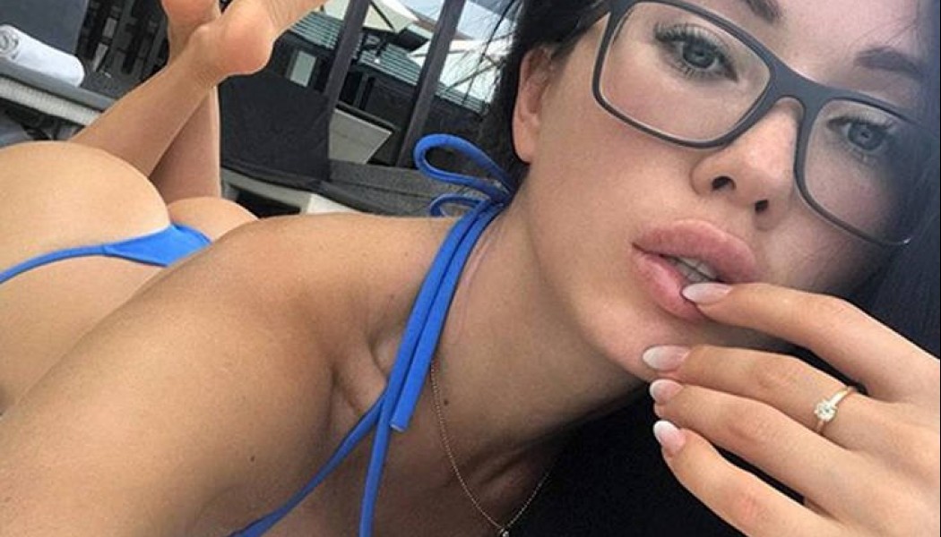Η Νίνα έχει τον πιο καυτό λογαριασμό στο Instagram [pics]