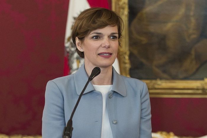 Παμέλα Ρέντι-Βάγκνερ: Η πρώτη γυναίκα αρχηγός των Σοσιαλδημοκρατών στην Αυστρία