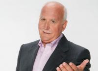 Γιώργος Παπαδάκης: «Ο Ντίνος Σιωμόπουλος μπήκε στο γραφείο μου και…»