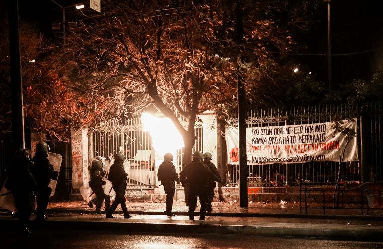 Πορεία Πολυτεχνείου 2018: Ώρα 22:30 – Άνοιξαν οι δρόμοι της Αθήνας πλην τμήματος της Πατησίων
